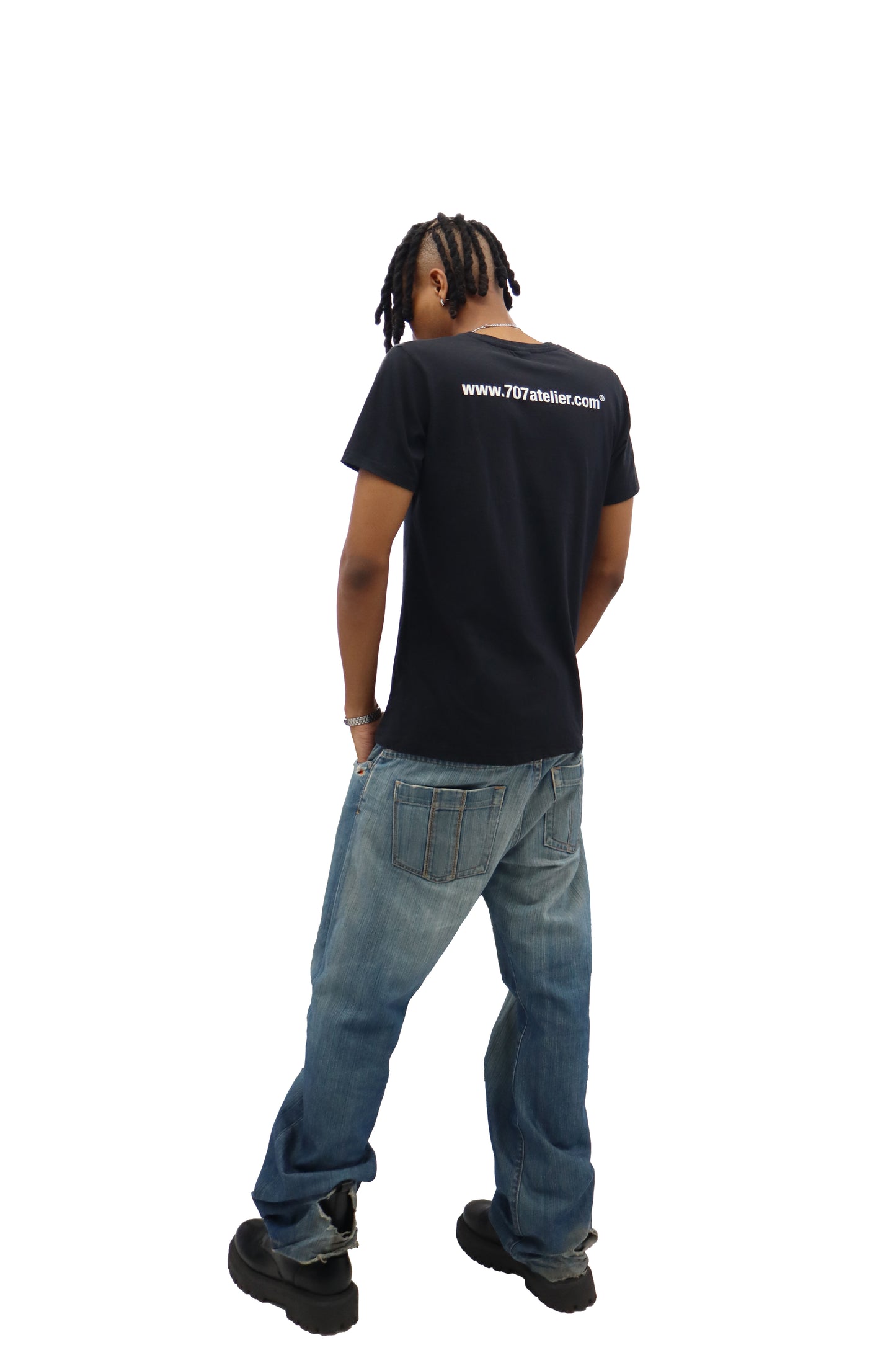 "$1000 T-Shirt" Close-Fit T-Shirt